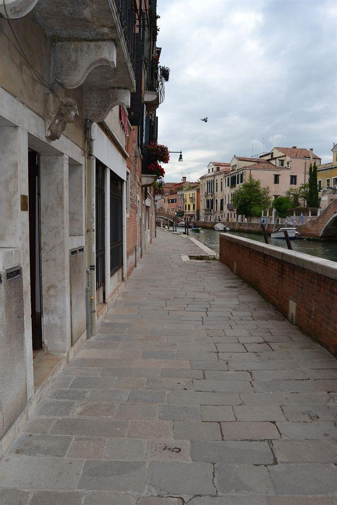 Suite In Venice Ai Carmini Exterior photo