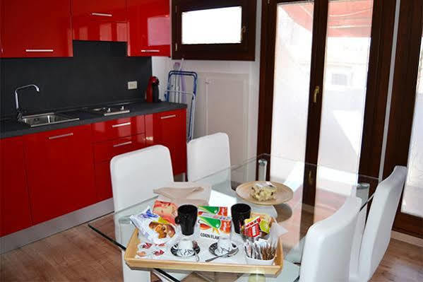 Suite In Venice Ai Carmini Exterior photo